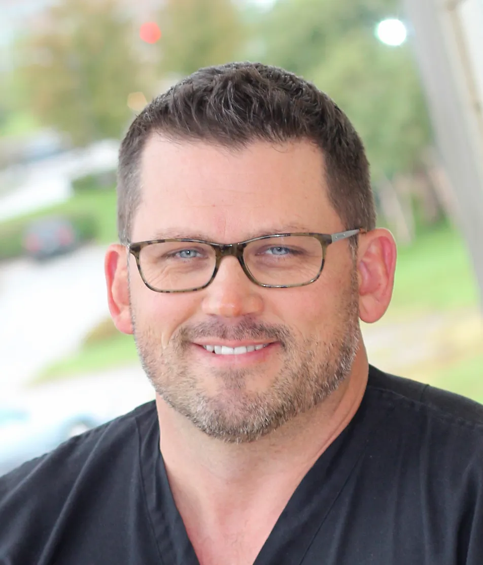 Dr. Michael Lee, DVM – Surgery & Orthopedics